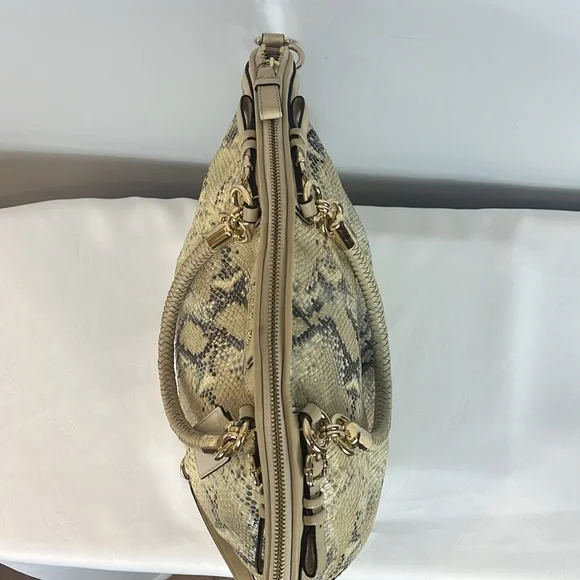 Coach Madison Lindsey Ltd Ed Python Embossed Purse - Picture 9 of 17